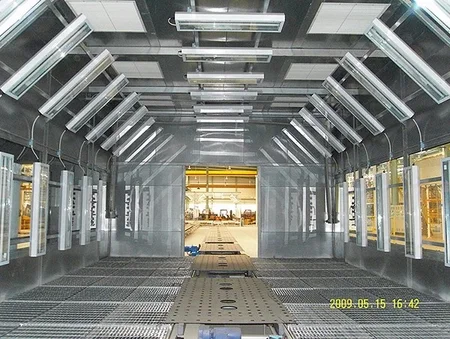 D4 Panel Putty Sanding Room